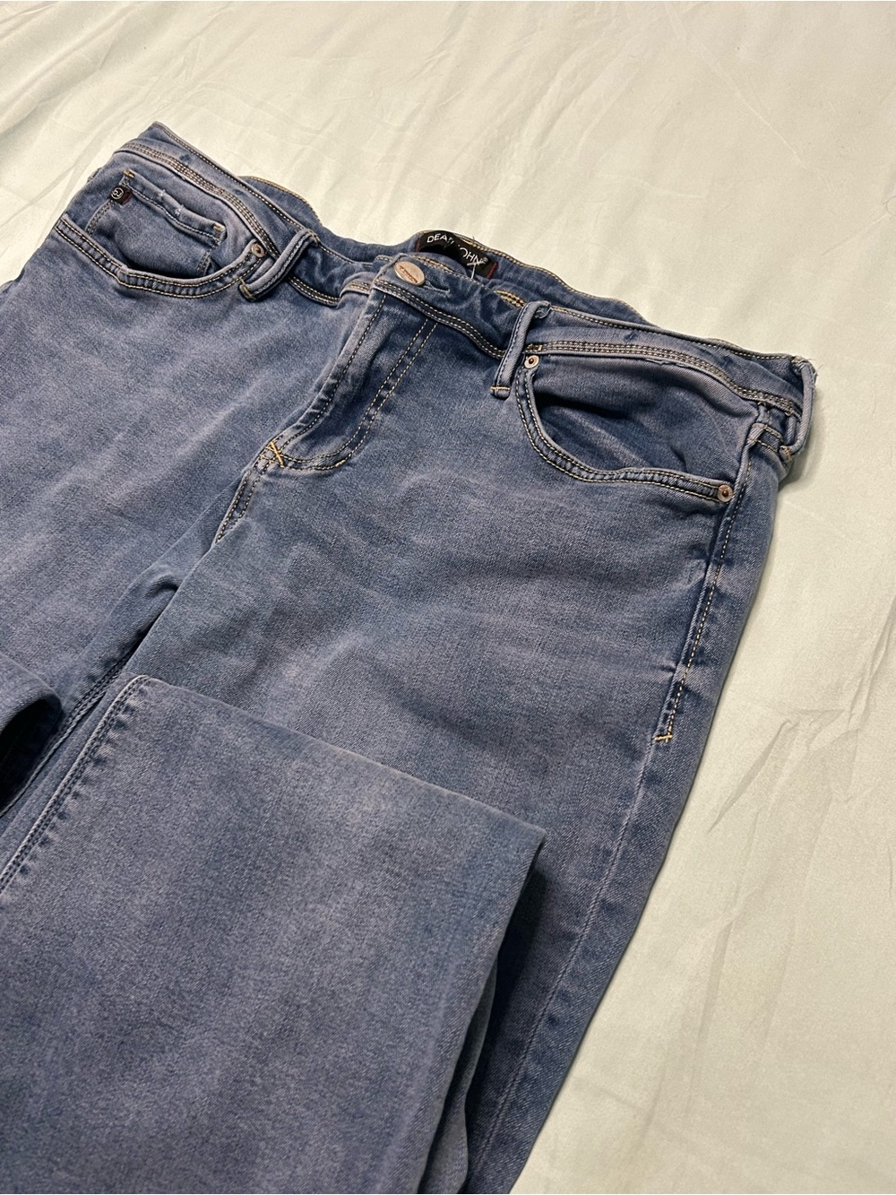 Dear John High-Rise bootcut Jeans in Medium Blue Wash